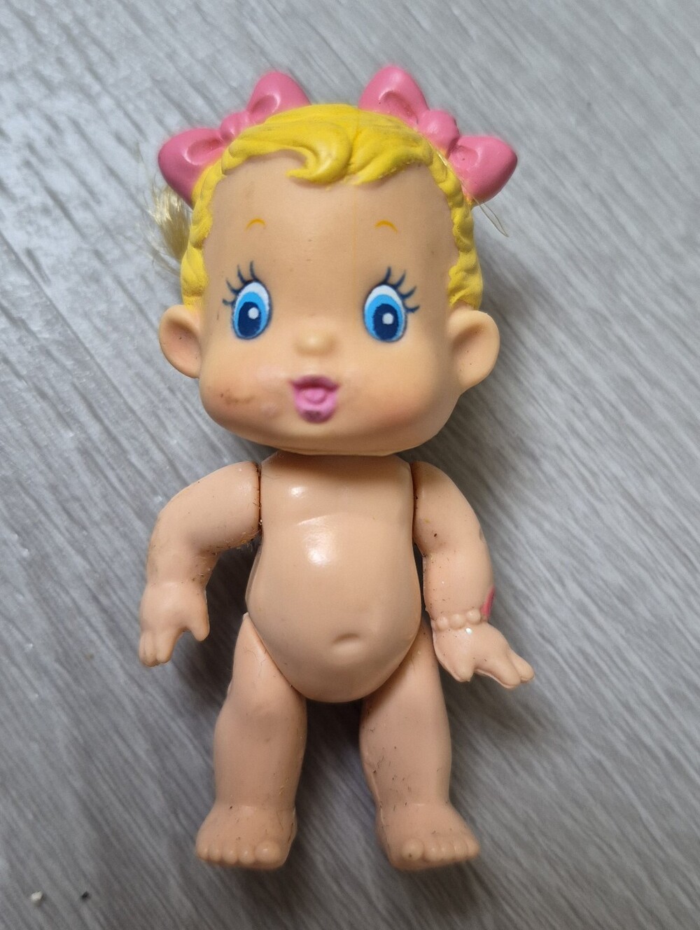 Vintage 1994 Kenner Baby Buddies Doll Poseable 2.5" Blonde Hair Pink Bows